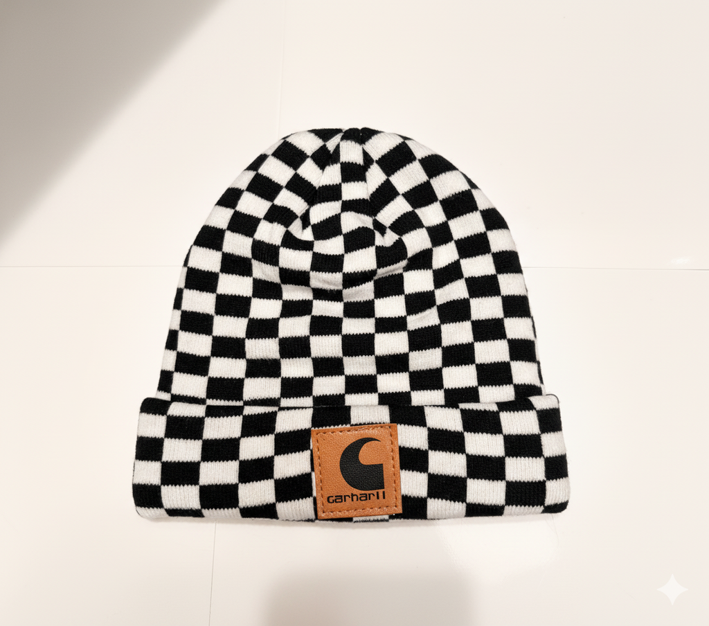 Garharll Checkered Beanie – Retro Streetwear Knit Hat with Leather Logo Patch