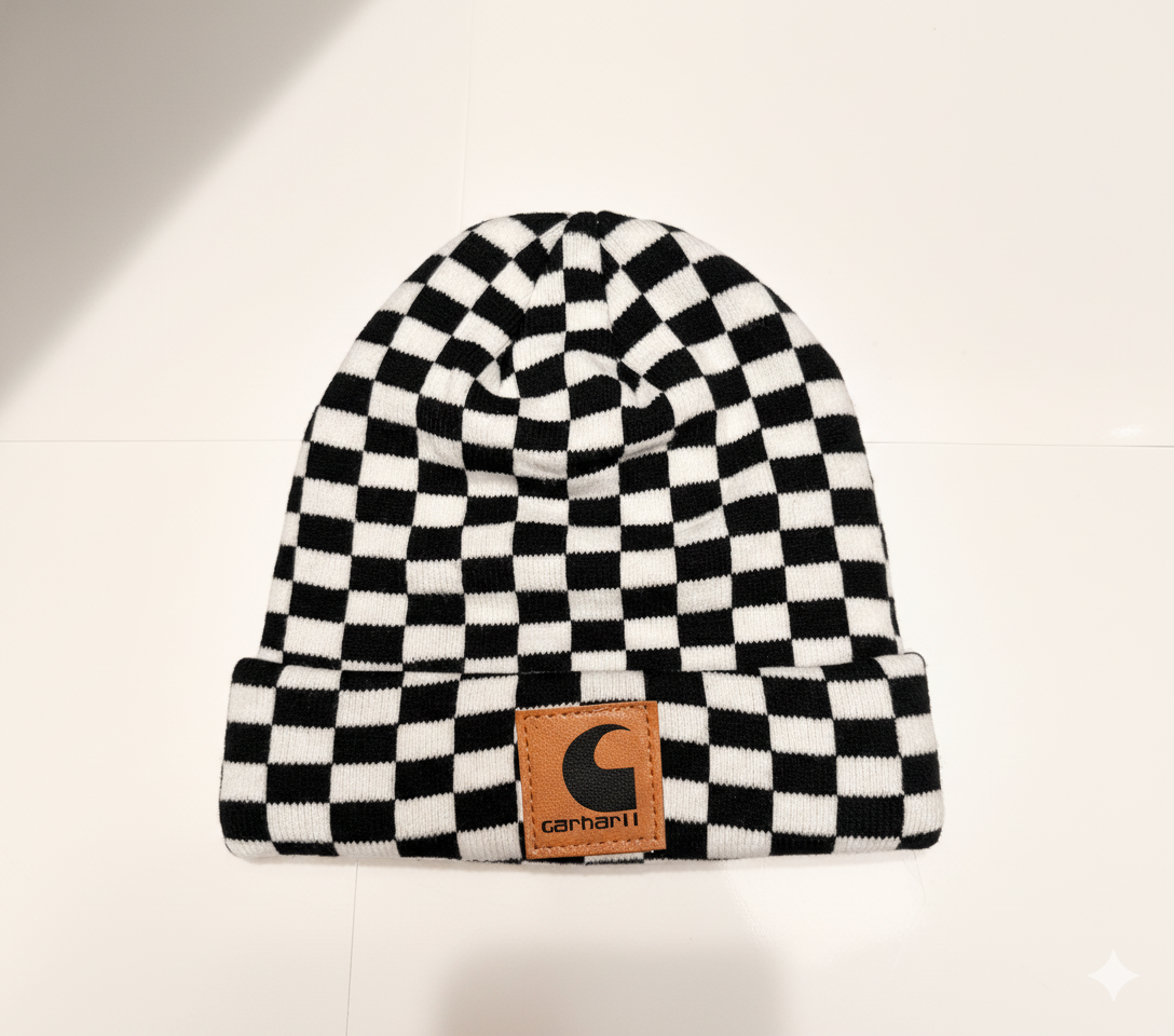 Garharll Checkered Beanie – Retro Streetwear Knit Hat with Leather Logo Patch